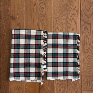 2 HTH Heather Taylor Home Holiday Plaid Idyllwild Plaid Tea Towels